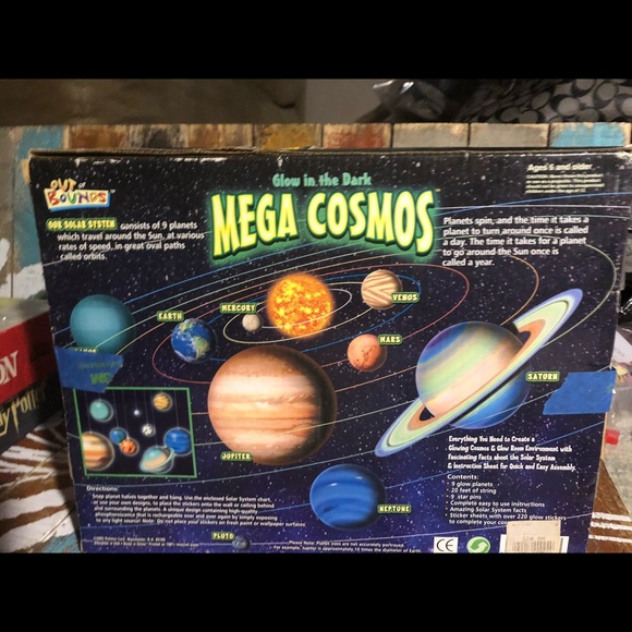 Glow in the dark Mega cosmos - Picture 3 of 3